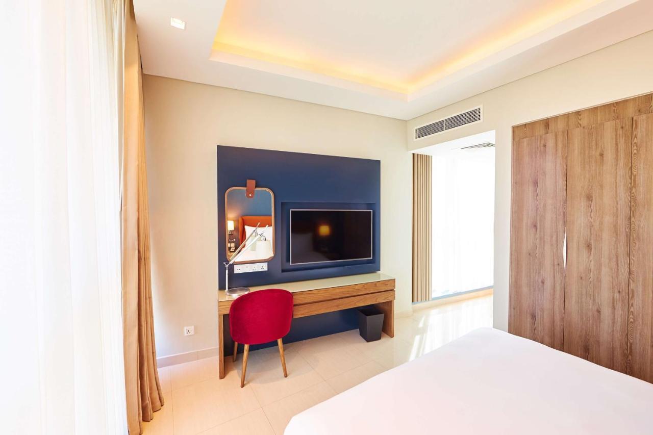 Radisson Blu Hotel Apartment Dubai Silicon Oasis Exterior photo