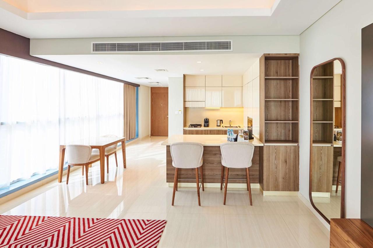 Radisson Blu Hotel Apartment Dubai Silicon Oasis Exterior photo